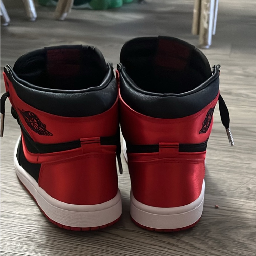 Jordan 1's satin bred